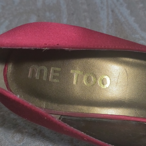 Me too satin red pumps size US 8m - Picture 8 of 9